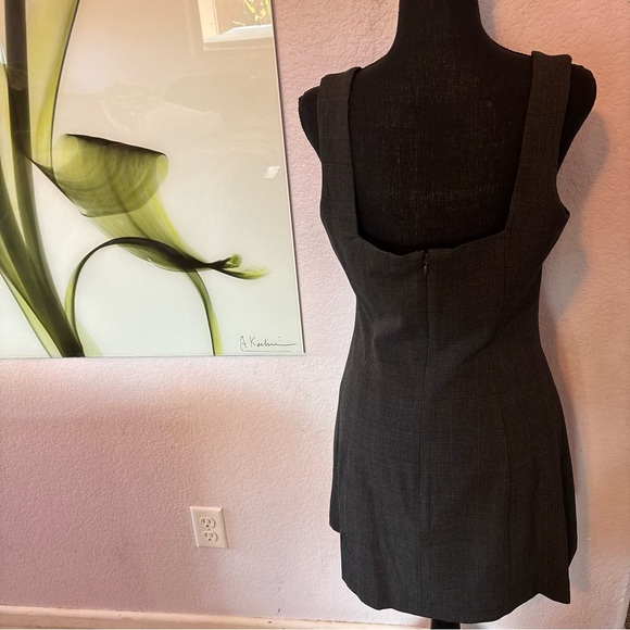 New dress size 10 - Picture 4 of 6